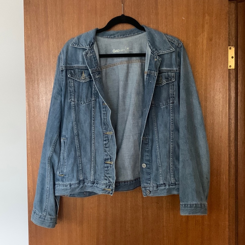 XL GAP JEAN JACKET